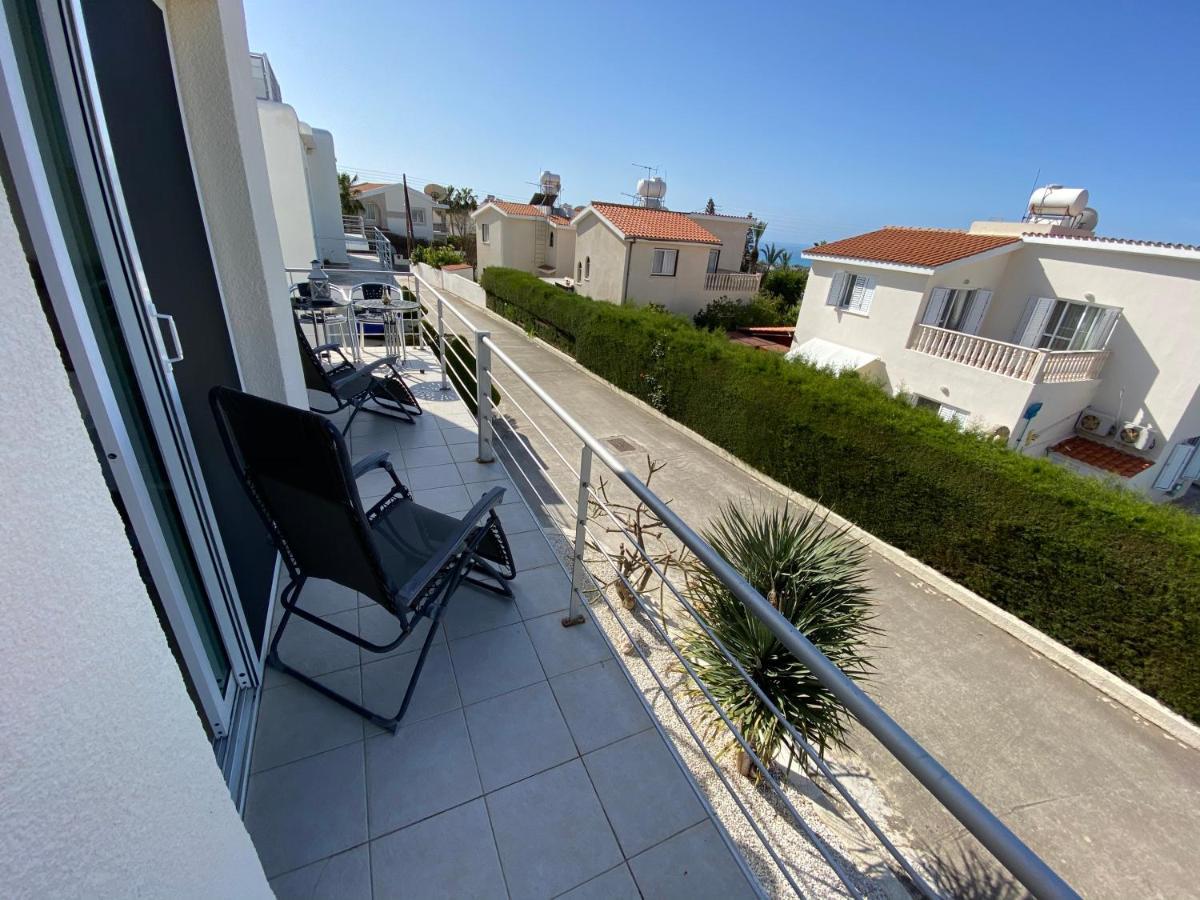 Roof Terrace & Sea View Entire Apartment Peyia Exterior foto