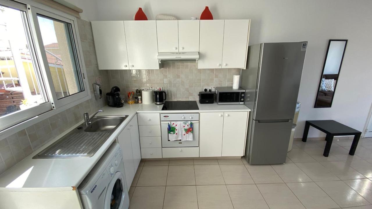 Roof Terrace & Sea View Entire Apartment Peyia Exterior foto