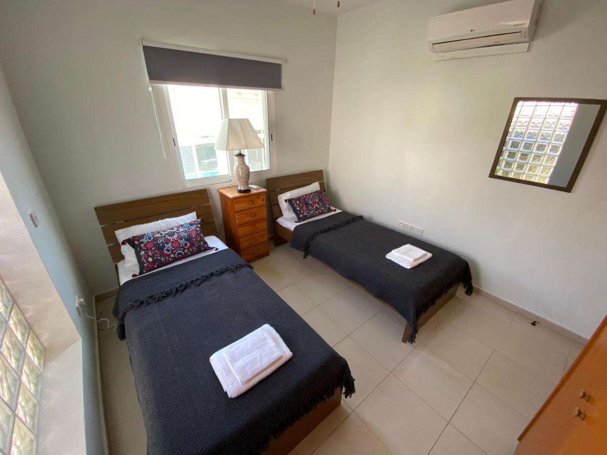 Roof Terrace & Sea View Entire Apartment Peyia Exterior foto